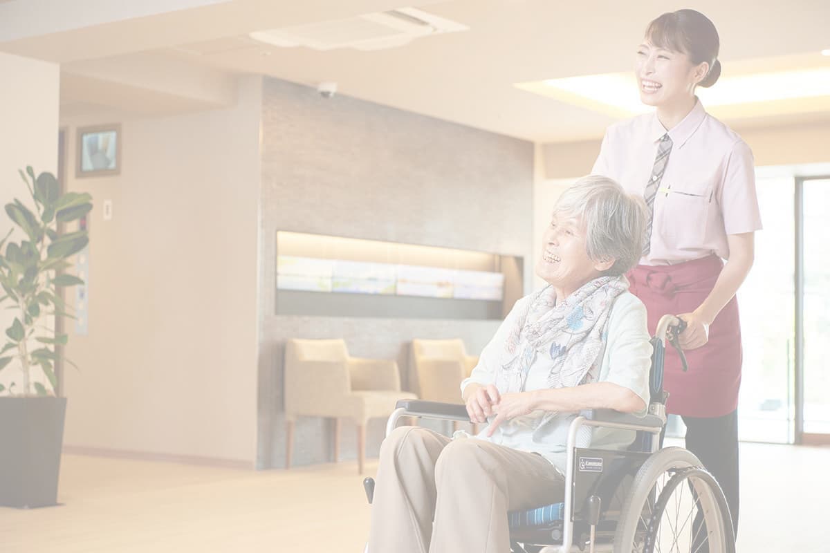 老人ホームで介護風景