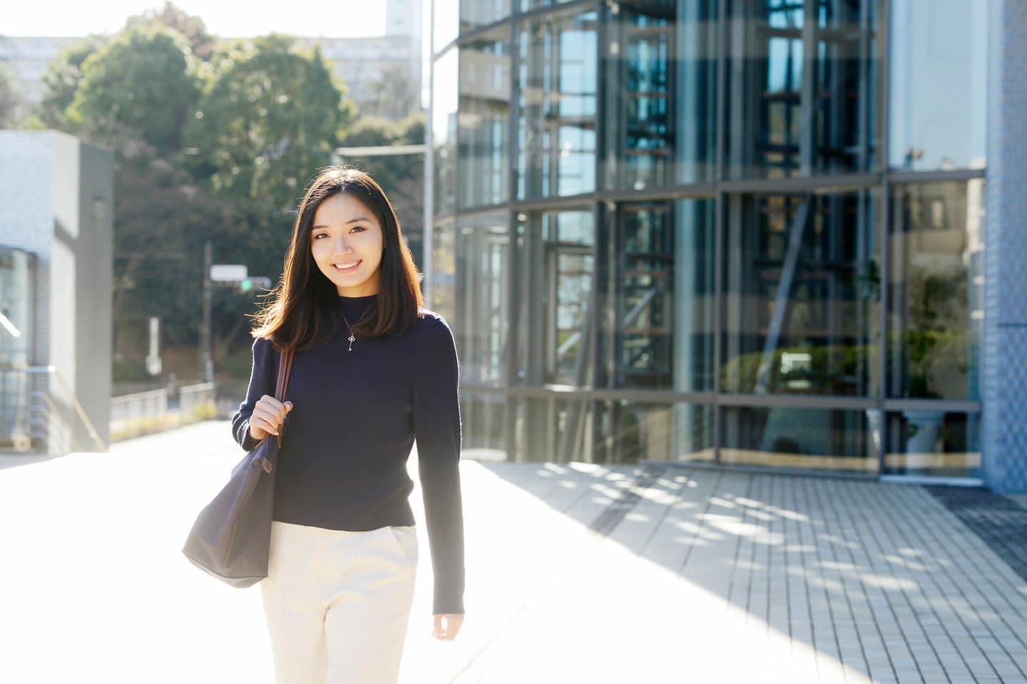 女性社員のプロフィール写真