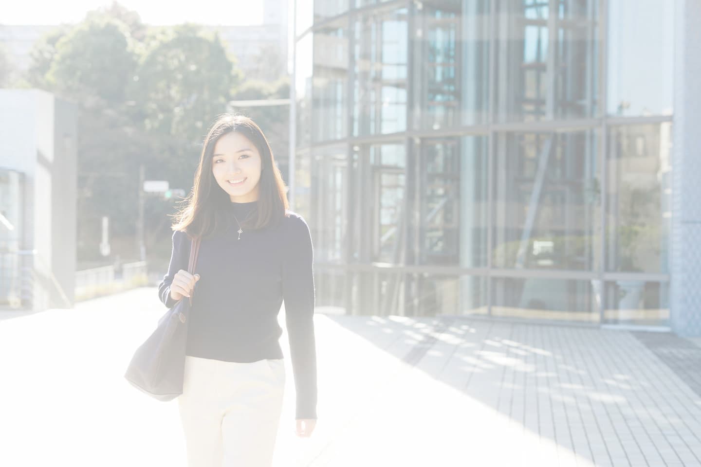 女性社員のプロフィール写真