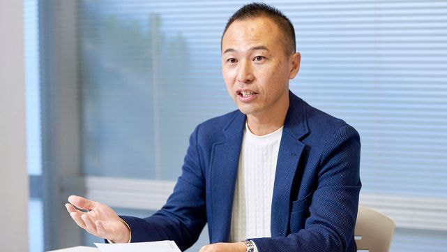 会社代表のインタビュー写真
