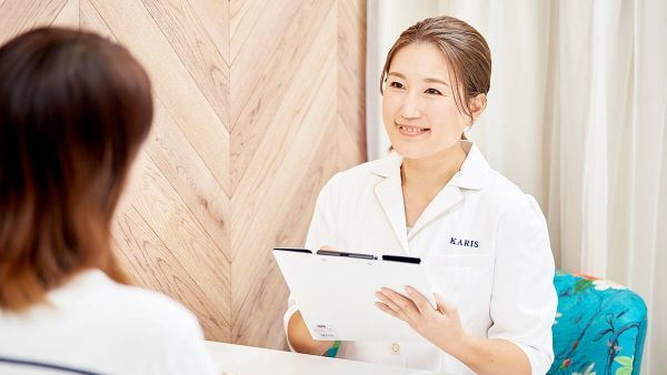 エステサロンの施術風景