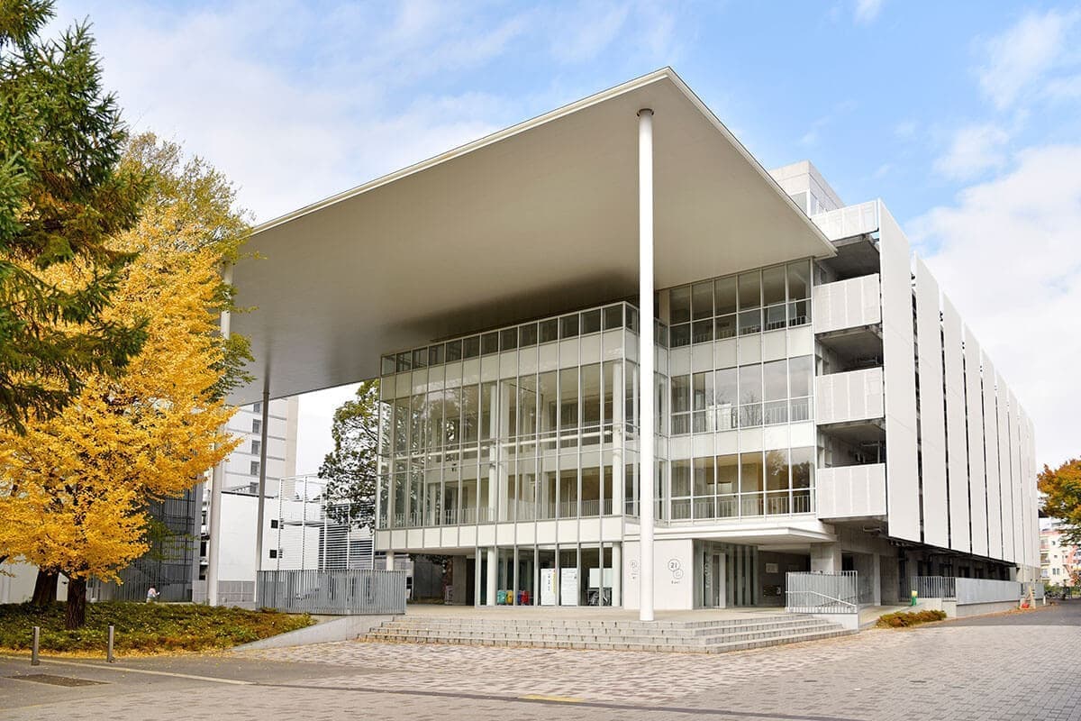 大学の建築写真