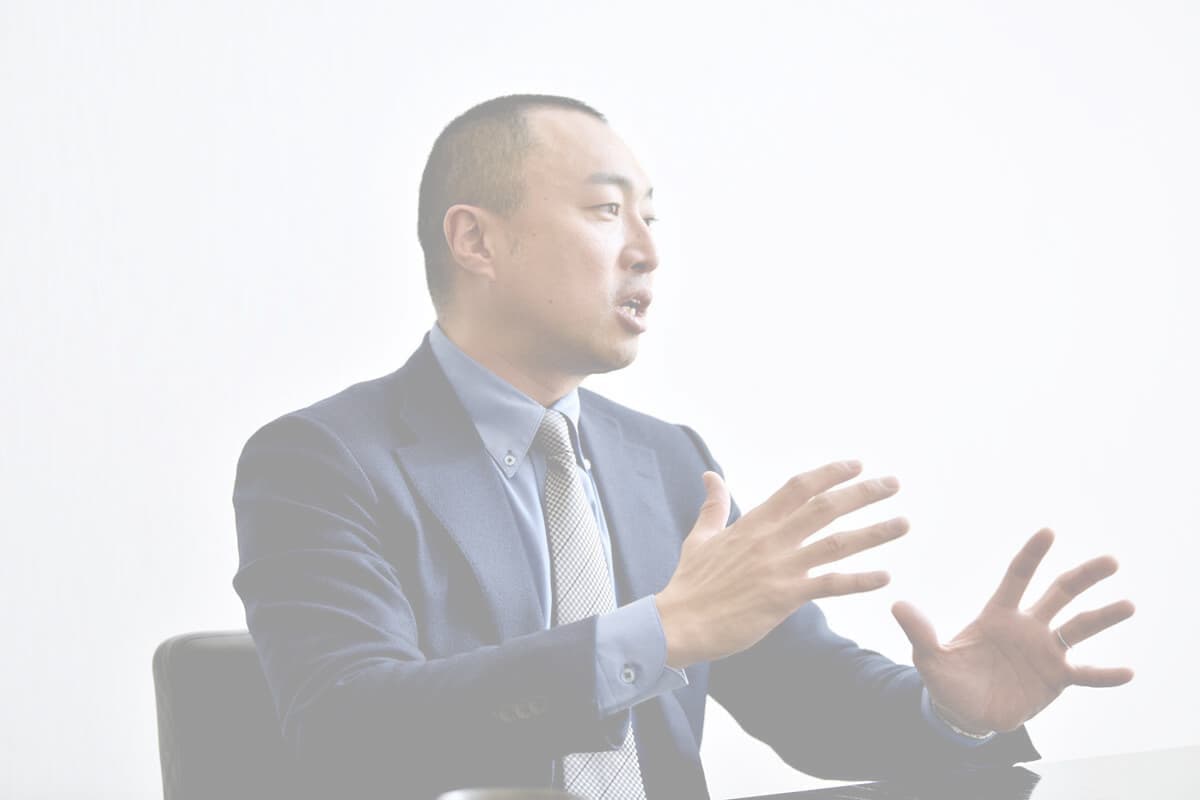 会社代表のインタビュー写真
