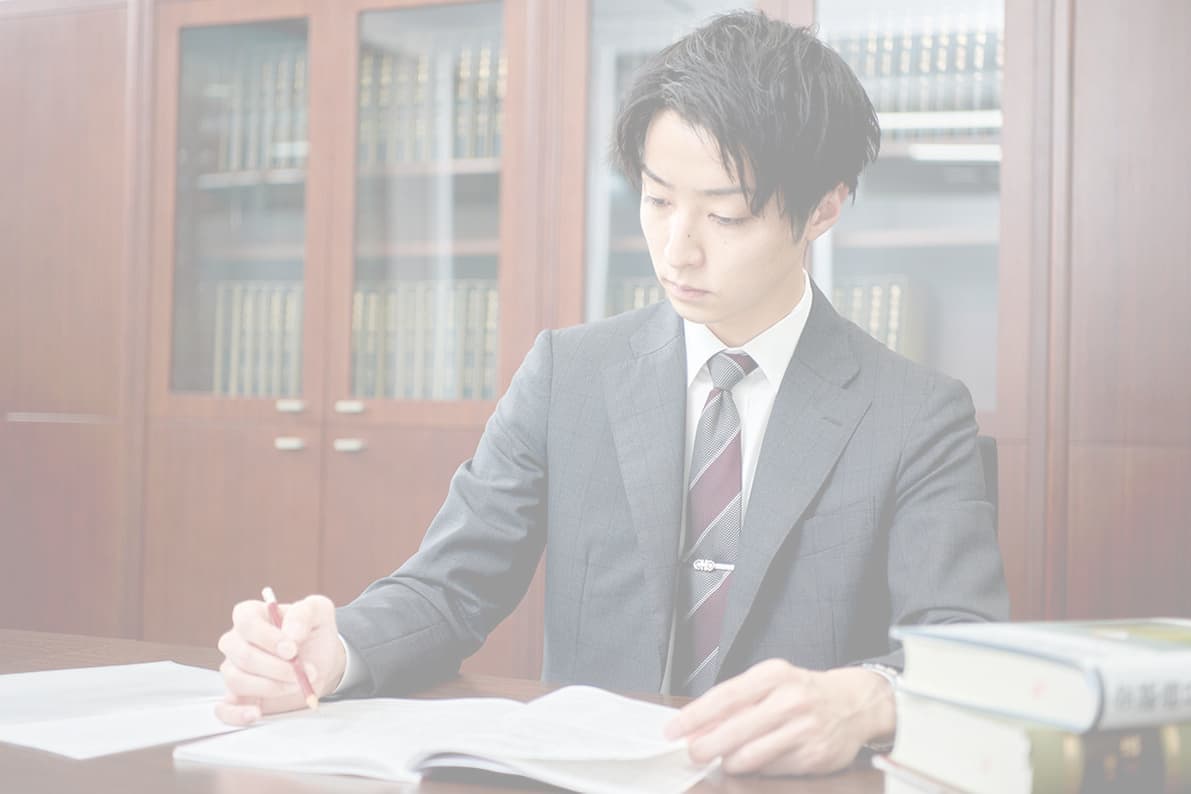 弁護士の仕事風景の写真
